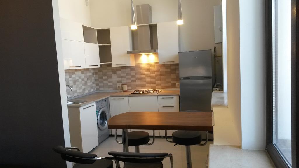 City View Apartment On Gorgiladze 1 Batumi Exterior photo